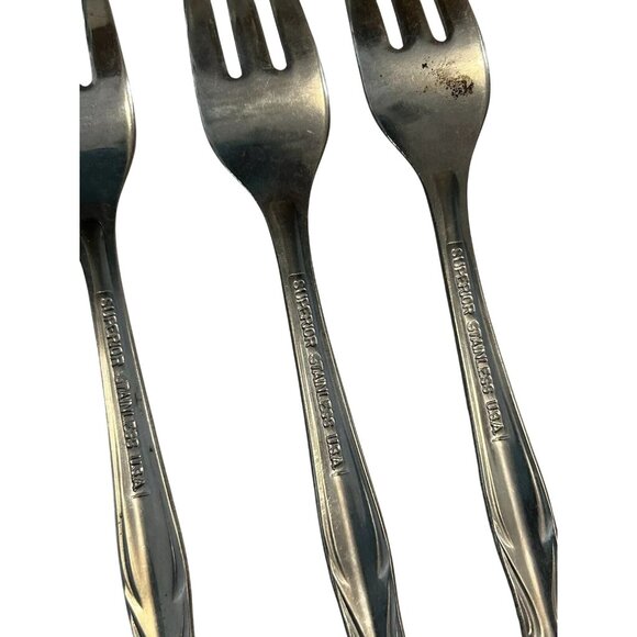 7 International Superior Stainless Chapel Hill Seafood/Cocktail Fork 5 3/8" Long - Picture 3 of 3